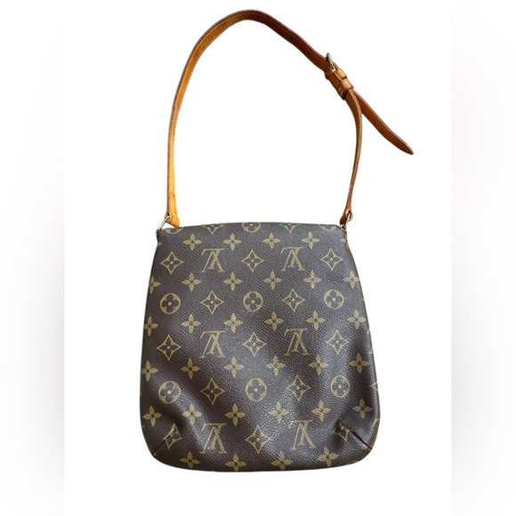 AUTHENTIC LOUIS VUITTON Monogram Musette Salsa Shoulder Bag - Picture 3 of 10